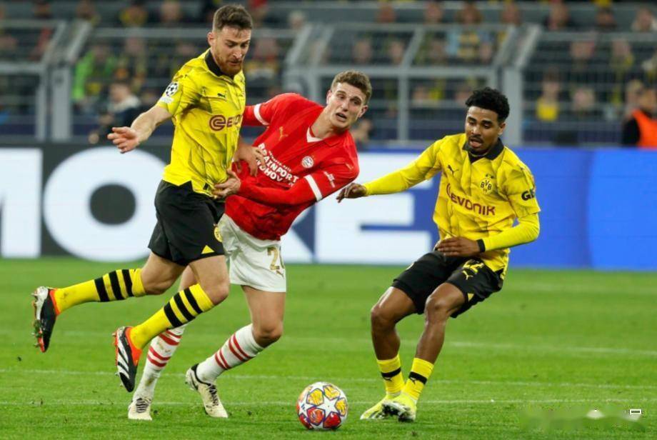 德甲：多特蒙德对战美因茨，意甲：比萨对阵AC米兰，比分预测足球赛事分析